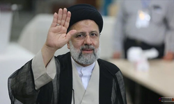 İran  Cumhurbaşkanı Reisi Hayatını Kaybetti