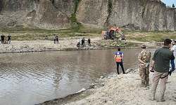 Koyunu kurtarmak isteyen 12 yaşındaki çocuk gölette boğuldu