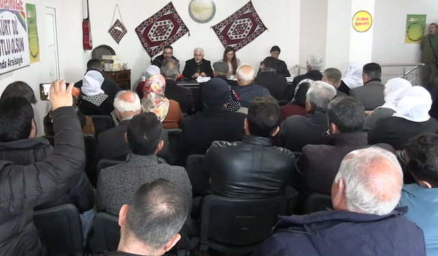 Erciş'te, Kürt Yazarlar Derneği Panel Düzenledi