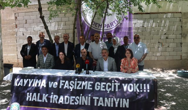 Van ve Iğdır'da Miting Çağrısı: "Belediyeler Halkındır, Gaspına İzin Vermeyeceğiz"