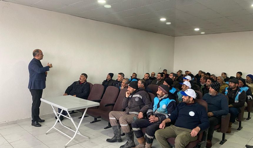 Erciş Belediyesi İşçileri: "Sefelete Sürükleniyoruz"
