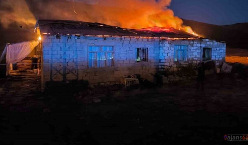 Elektrik Kaynaklı Yangın Seyrantepe’de Evi Kullanılamaz Hale Getirdi