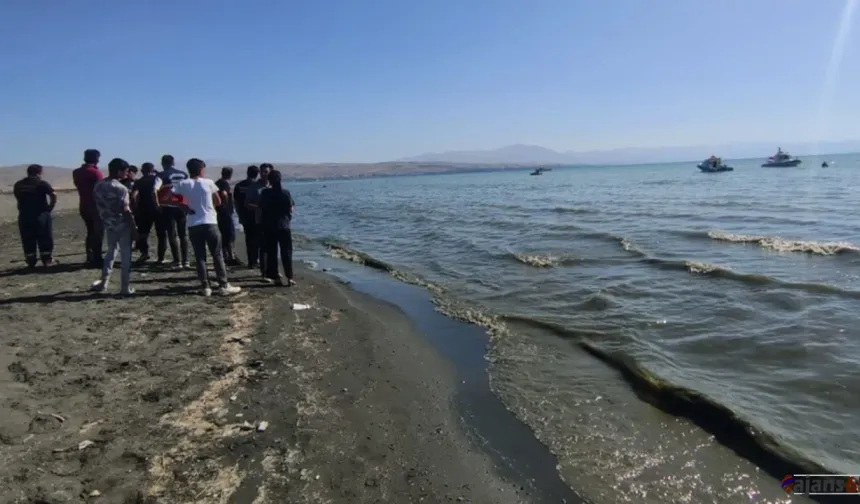 Van Gölü'nde Akıntıya Kapılan Genç Hayatını Kaybetti